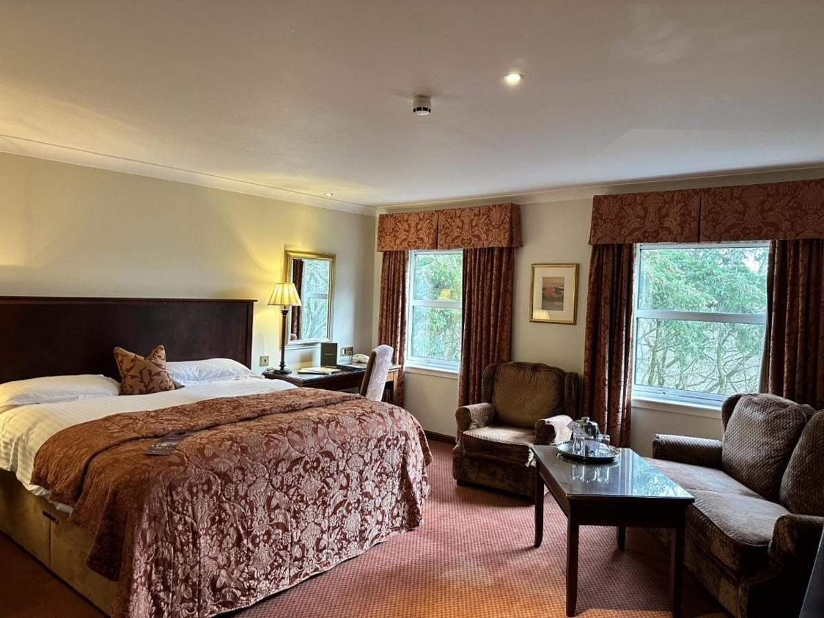 Macdonald Norwood Hall Hotel Абердин Номер фото